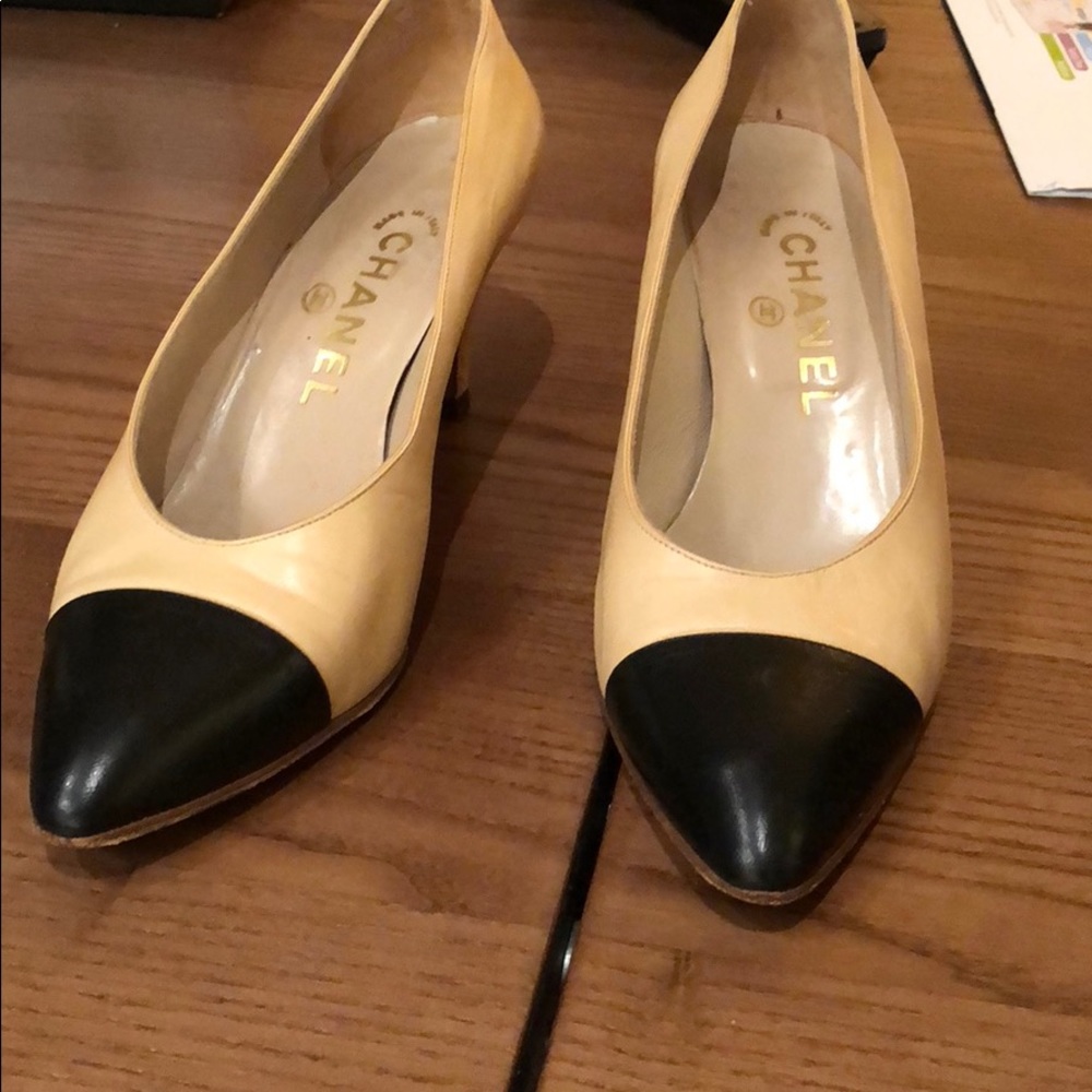 Chanel vintage shoes. Size 7.5